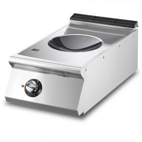 Wok professionnel à induction Virtus 700