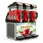 Machine à granita avec trois cuves remplies de boisson glacée