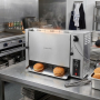 Toasteur Vertical Professionnel - 1 800 Toats/Heure en situation