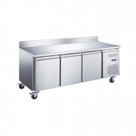 Tour pâtissier réfrigéré froid positif ventilé – 3 portes – Avec dosseret – Plan de travail Inox